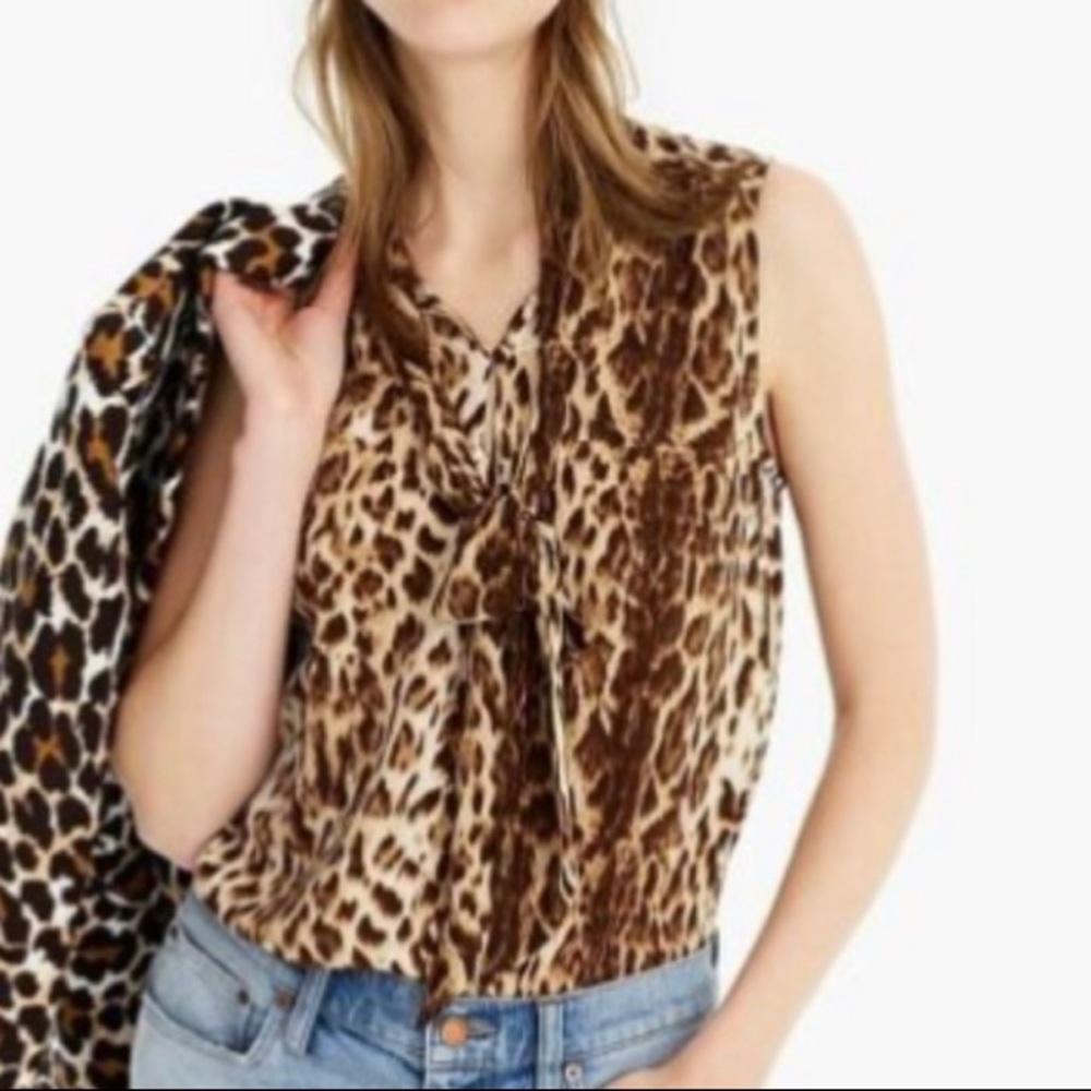J.Crew 365 Leopard Print Sleeveless Blouse With Tie Neck Size XS